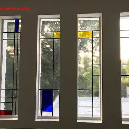 De Stijl Couette-café *