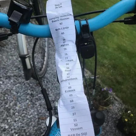 De Stijl Oda ve Kahvaltı