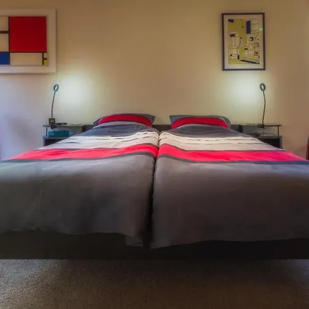 De Stijl 4*