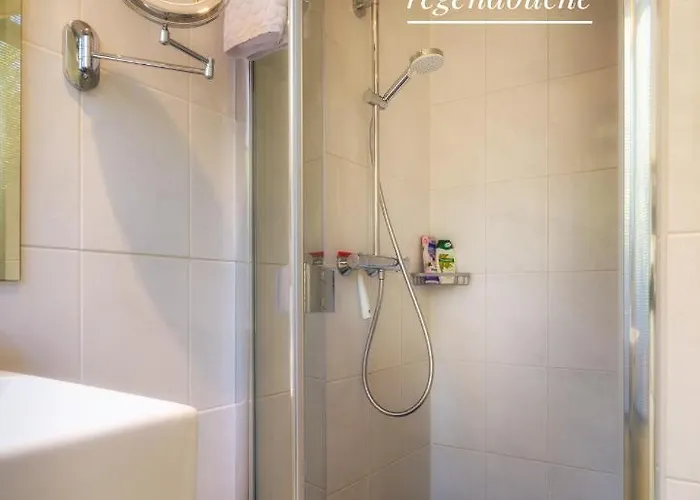 De Stijl Couette-café Vessem